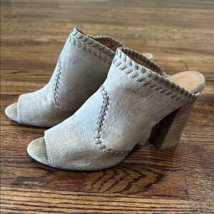 Stylish Women's Peep-Toe Mules